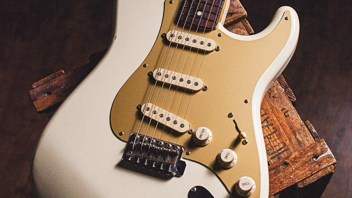 NRG Fuzz circuit loaded Japanese Fender Strat!