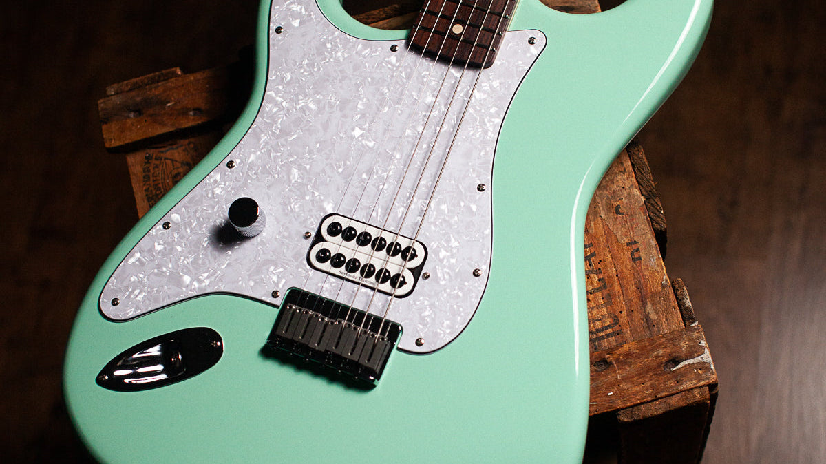 A custom left handed Delonge spec Strat project