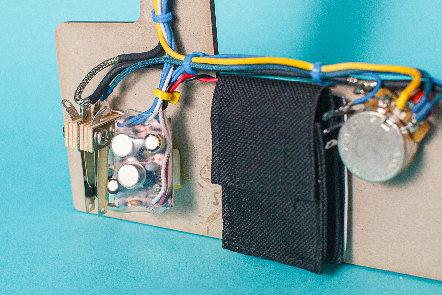 Home of Tone NRG Signature Series FUZZMASTER fuzz wiring for Jazzmaster harness circuit