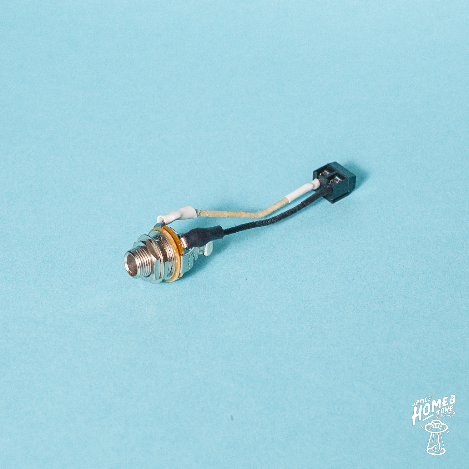 Home of Tone Solderless Series pre-wired Pure Tone Multi contact mono jack socket