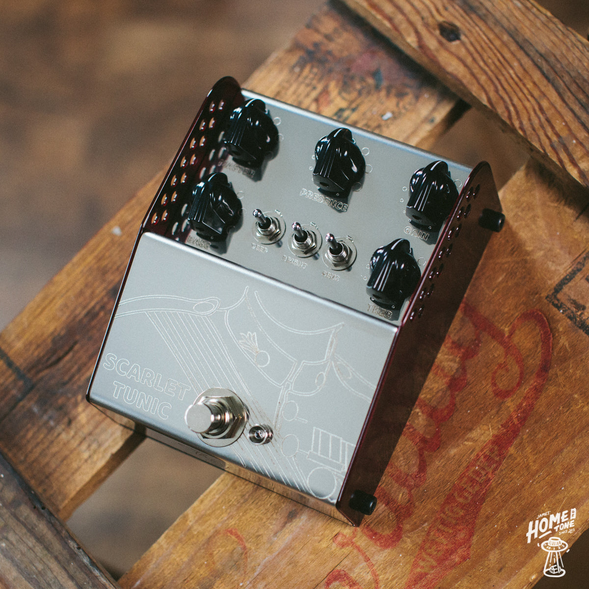 All new pedal from ThorpyFX just launched! 'The Scarlet Tunic' - Analog amp emulator