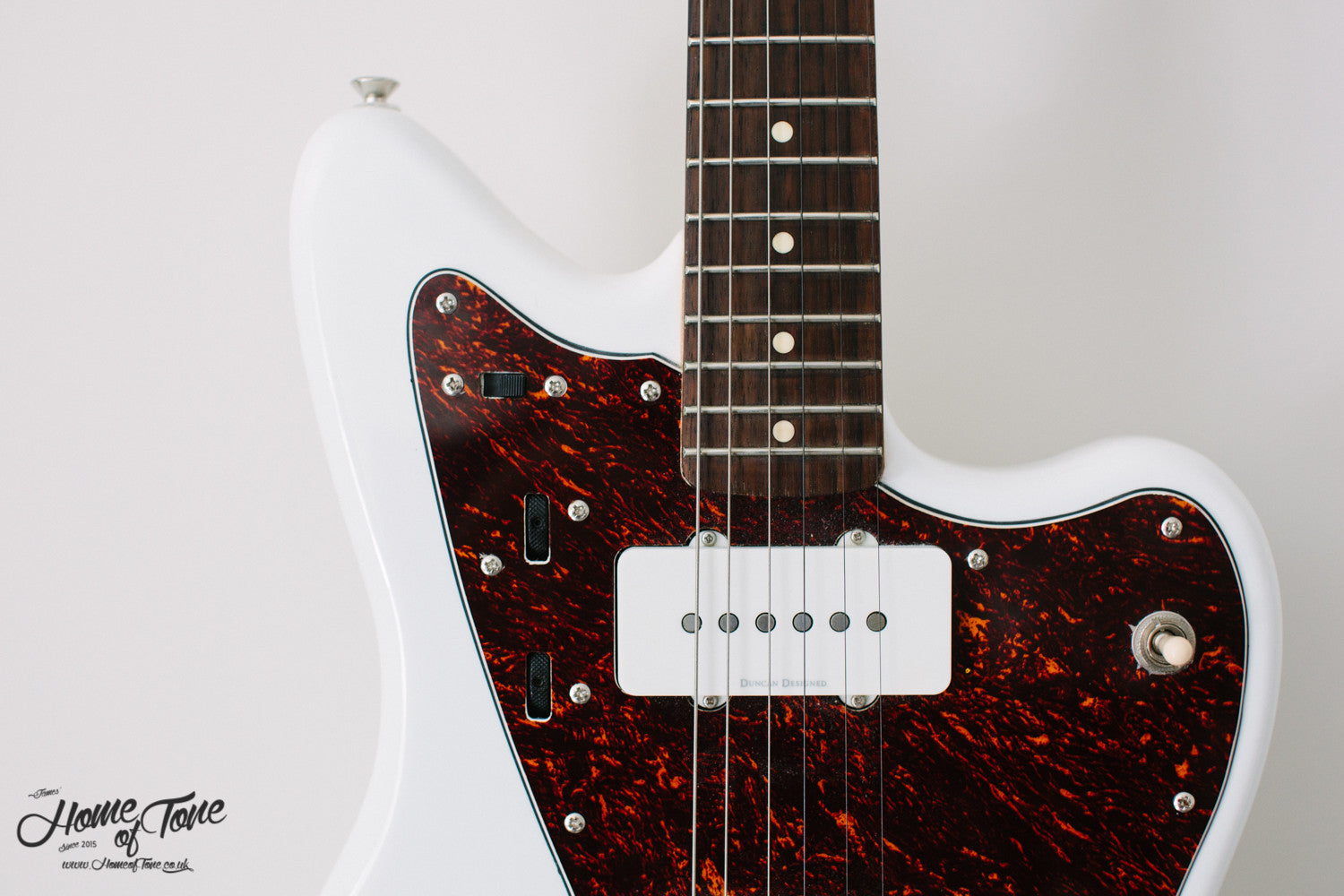 Project Offset Phase One - A Squier Vintage Modified Jazzmaster goes under the knife