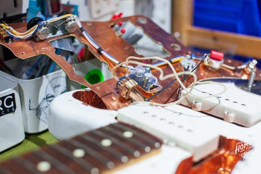 How to guide - Installing the FUZZMASTER harness kit