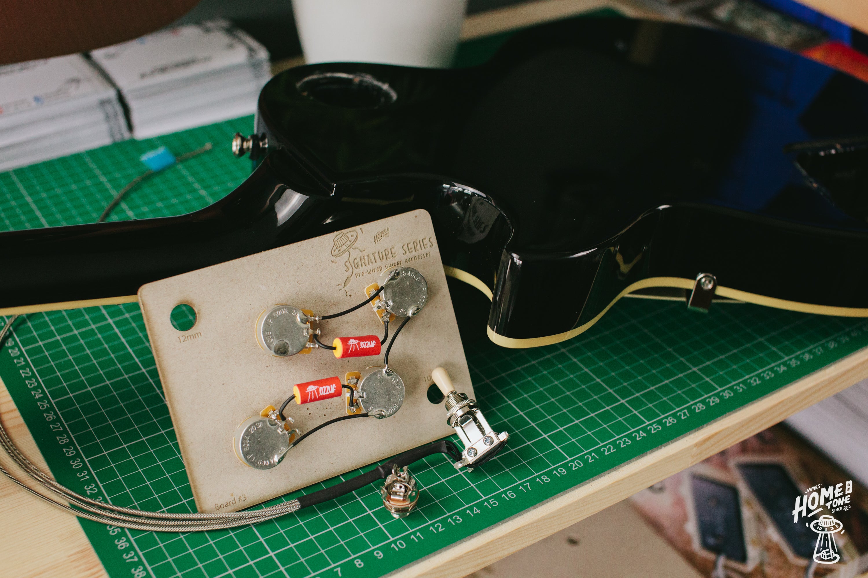 How to guide - How to install a Les Paul full wiring harness harness/loom