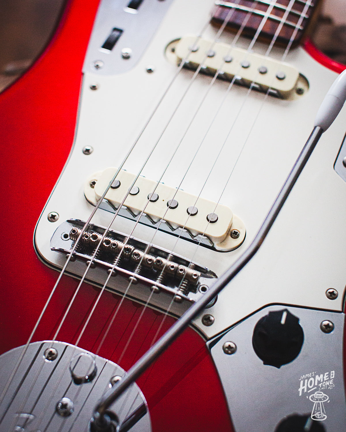 【ジャンク品】Fender Japan JAGUAR 1997-99 Fender 'Crafted In Japan' JG-66 Jaguar in Candy Apple Red